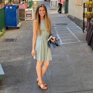 Meet your Posher, Paige